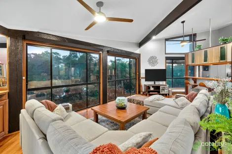 Property photo of 17 Cranwood Court Ferny Hills QLD 4055