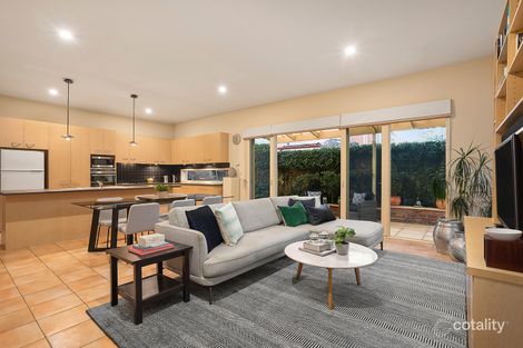 72 Murray Dr, Burwood, VIC 3125