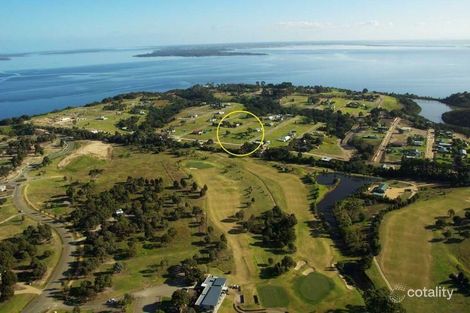 4 Falcon Gr, Metung, VIC 3904