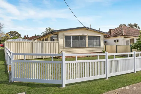 Property photo of 44 Aberglasslyn Road Rutherford NSW 2320