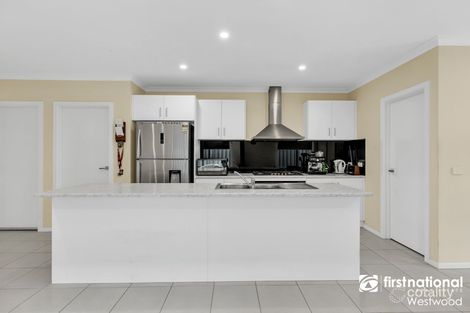 Property photo of 17 Lucerne Street Tarneit VIC 3029