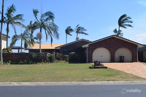 Property photo of 22 Captains Way Banora Point NSW 2486