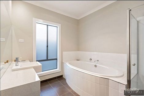 Property photo of 10 Dune Street Point Cook VIC 3030