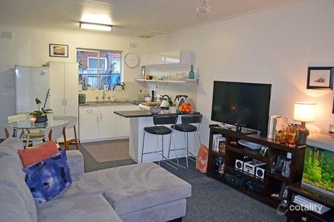 2/17 Paxton St, Semaphore South, SA 5019