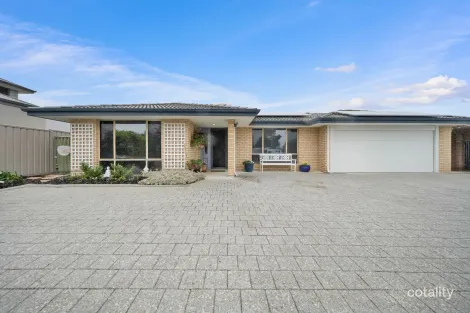 Property photo of 11 St Vincent Place Ocean Reef WA 6027