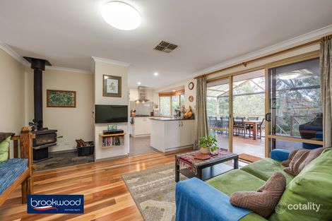 Property photo of 8 Ridgeway Place Mahogany Creek WA 6072