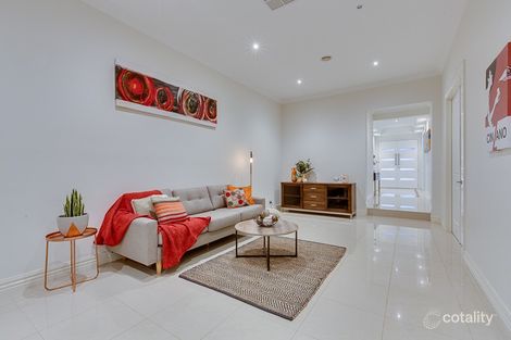 Property photo of 21 Lancelot Court Hillside VIC 3037