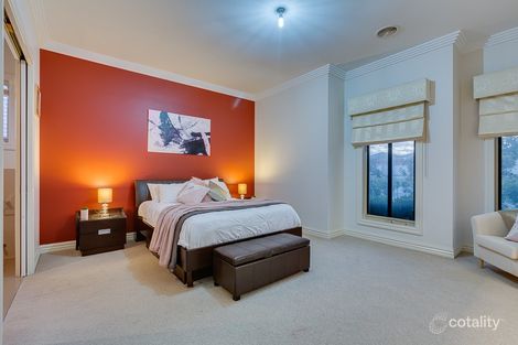 Property photo of 21 Lancelot Court Hillside VIC 3037