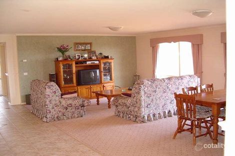 Property photo of 26 Waratah Way Trafalgar East VIC 3824