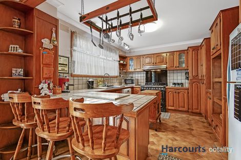 Property photo of 7 Suda Court Avondale Heights VIC 3034