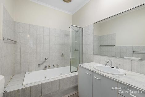 Property photo of 11 Palmer Avenue Balwyn VIC 3103