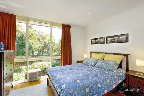Property photo of 14 Laura Place Fitzroy North VIC 3068