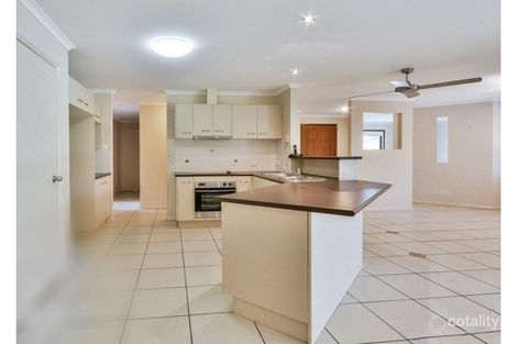 Property photo of 8 Pembroke Crescent Sippy Downs QLD 4556