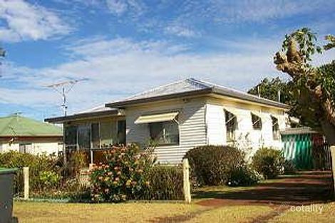 8 Pioneer St, Rockville, QLD 4350