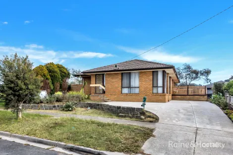 15 Michelle Dr, Hampton Park, VIC 3976
