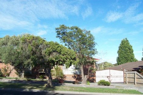 48 Sydney Parkinson Ave, Endeavour Hills, VIC 3802