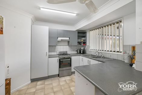 Property photo of 3 Poinciana Street Newtown QLD 4350