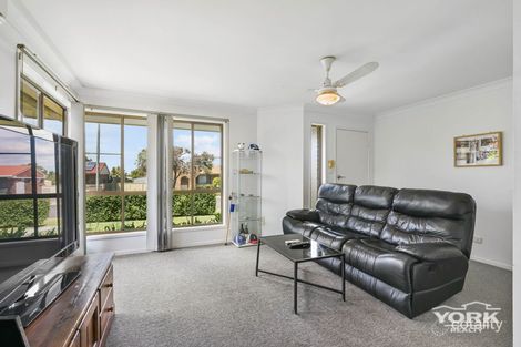 Property photo of 3 Poinciana Street Newtown QLD 4350