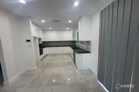 Property photo of 41 Toby Crescent Panania NSW 2213