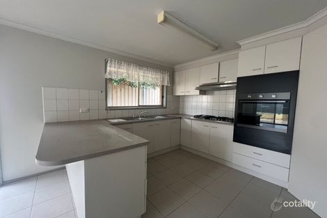 Property photo of 2/12 Deutgam Street Werribee VIC 3030