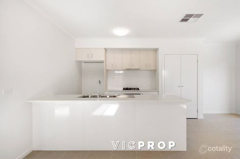Property photo of 17 Weldon Street Tarneit VIC 3029