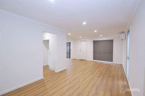 Property photo of 10 Vanessa Drive Hampton Park VIC 3976
