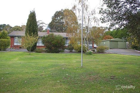 32 Jason Dr, Woodend, VIC 3442