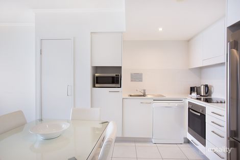 Property photo of 173/25-29 Surf Parade Broadbeach QLD 4218