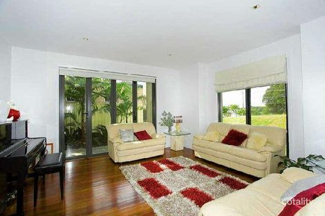 Property photo of 7 Hinchinbrook Drive Shell Cove NSW 2529
