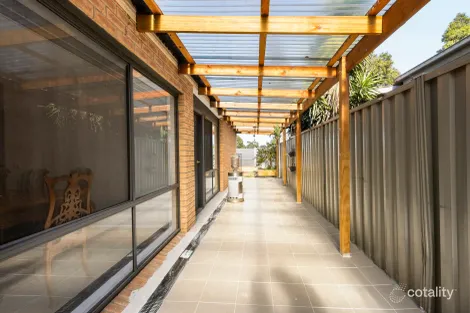 Property photo of 1 Princes Circuit Craigieburn VIC 3064