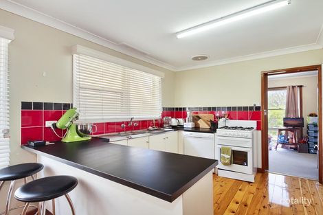 Property photo of 31 Kimian Avenue Waratah West NSW 2298
