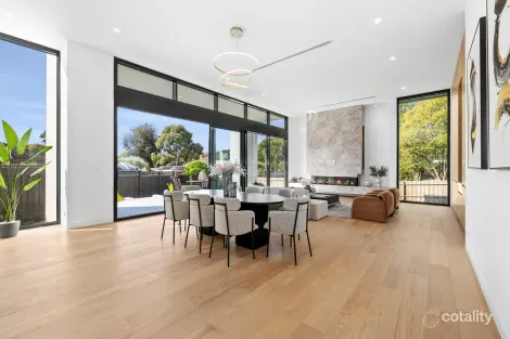 Property photo of 28 Trent Court Burwood East VIC 3151