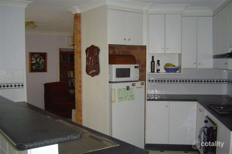Property photo of 2 Alder Place Dubbo NSW 2830