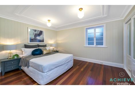 Property photo of 89 Davies Road Ashgrove QLD 4060