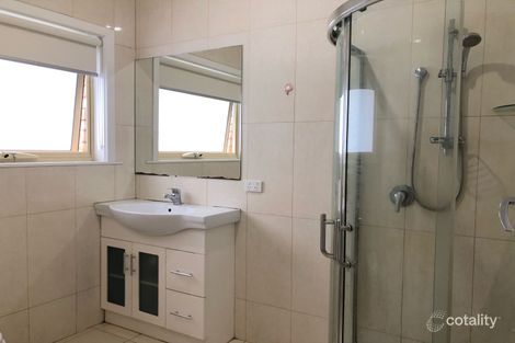 Property photo of 10 The Outlook Glen Waverley VIC 3150