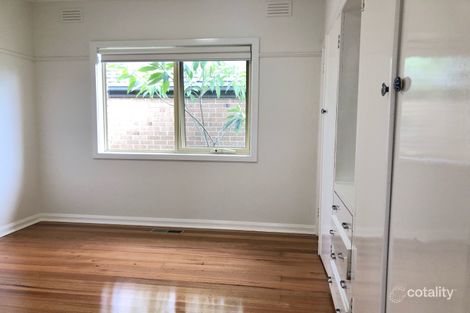 Property photo of 10 The Outlook Glen Waverley VIC 3150