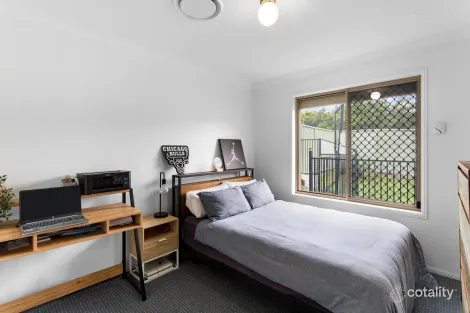 Property photo of 19 Blue Mountain Crescent Warner QLD 4500