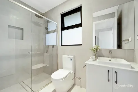 Property photo of 8 Flinders Drive Valley View SA 5093