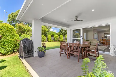 Property photo of 2 Pineview Drive Beerwah QLD 4519