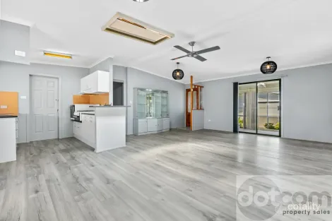 Property photo of 104/25 Mulloway Road Chain Valley Bay NSW 2259