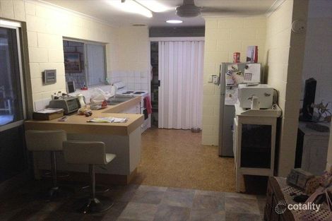 Property photo of 2 Lassig Street Moore Park Beach QLD 4670