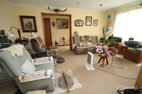Property photo of 24 Binalong Street Dalmeny NSW 2546