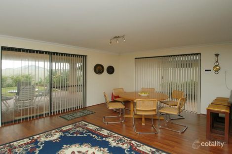 Property photo of 5 Riverdell Fairway Carramar WA 6031
