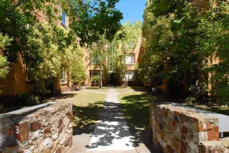 5/3 Tennyson St, Elwood, VIC 3184