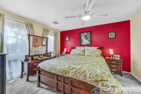 Property photo of 7 Feathertop Drive Noble Park North VIC 3174