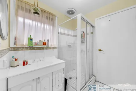 Property photo of 7 Feathertop Drive Noble Park North VIC 3174