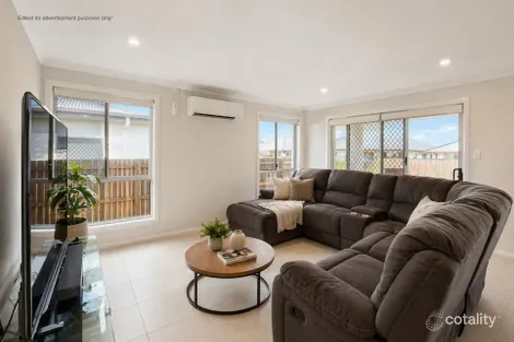 Property photo of 8 Davis Way Walloon QLD 4306