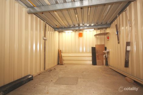 Property photo of 56 Salween Crescent Roxburgh Park VIC 3064