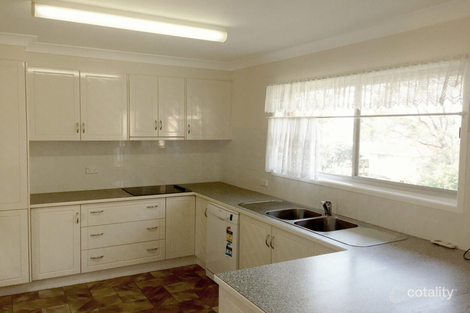 Property photo of 13 Irandi Street Mansfield QLD 4122