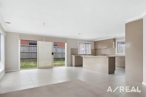 38 Oakpark Dr, Harkness, VIC 3337